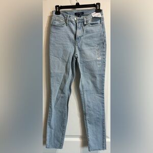 NWT Calvin Klein Jeans Women Super High Rise Skinny Jean size 25